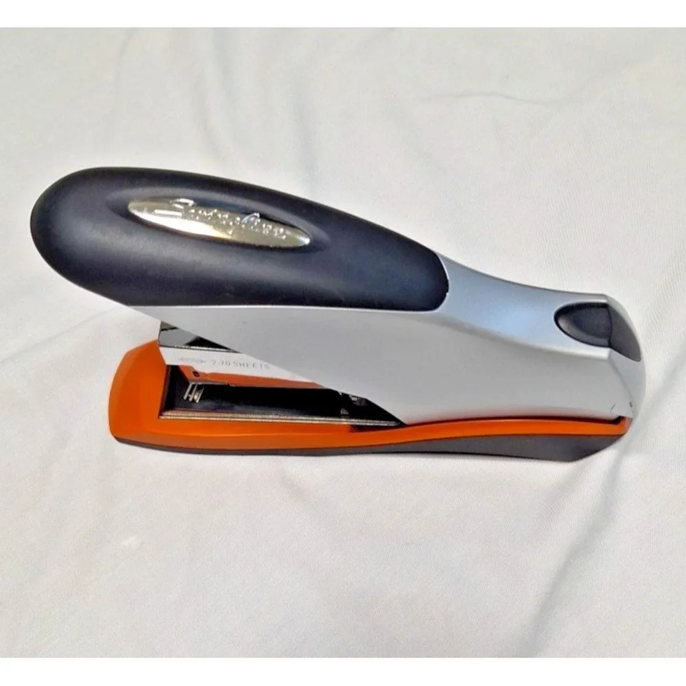 Swingline Optima 8767X  Heavy Duty Stapler W/Optima Staples 2-70 Sheets Easy